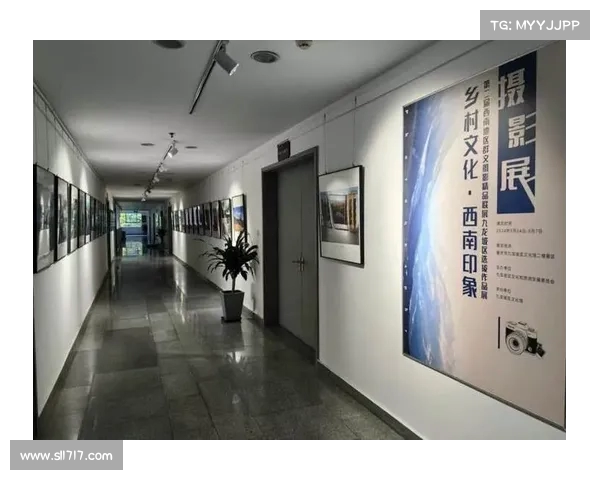 北京展区亮相图博会 展示超3500册图书 汇聚文化精髓与创意交流 北京展区亮相图博会 展示超3500册图书 汇聚文化精髓与创意交流